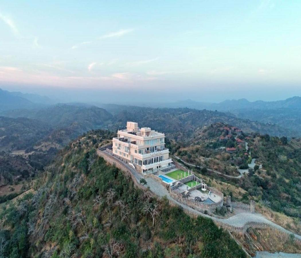 Fateh Safari Suites By Fateh Collection كمبالغره المظهر الخارجي الصورة